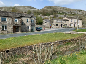 Anglers Barn